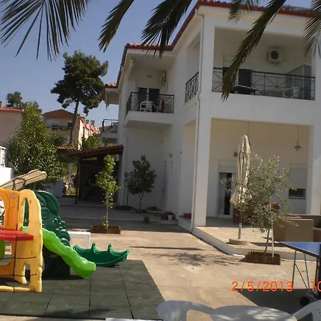Apartment Apocalypsis Psakoudia