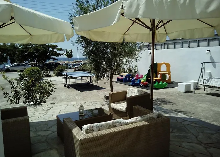 Apocalypsis Studios-apartments *