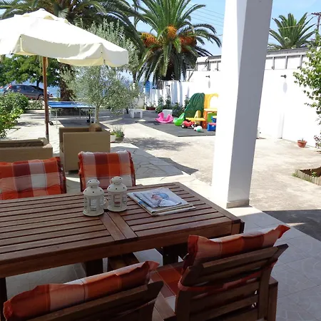 Apocalypsis Studios-apartments Psakoudia